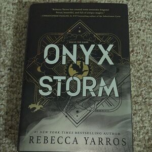Onyx Storm novel by Rebeca Yarros